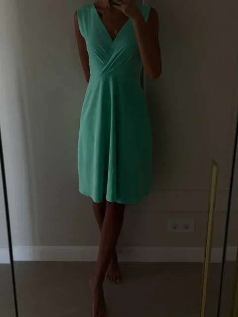 Продажа одежды: платья, топ, брюки и подарок - Cвадебные платья в Екатеринбург