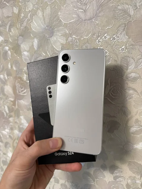 Samsung Galaxy S24 128 ГБ - Электросамокаты в Екатеринбург