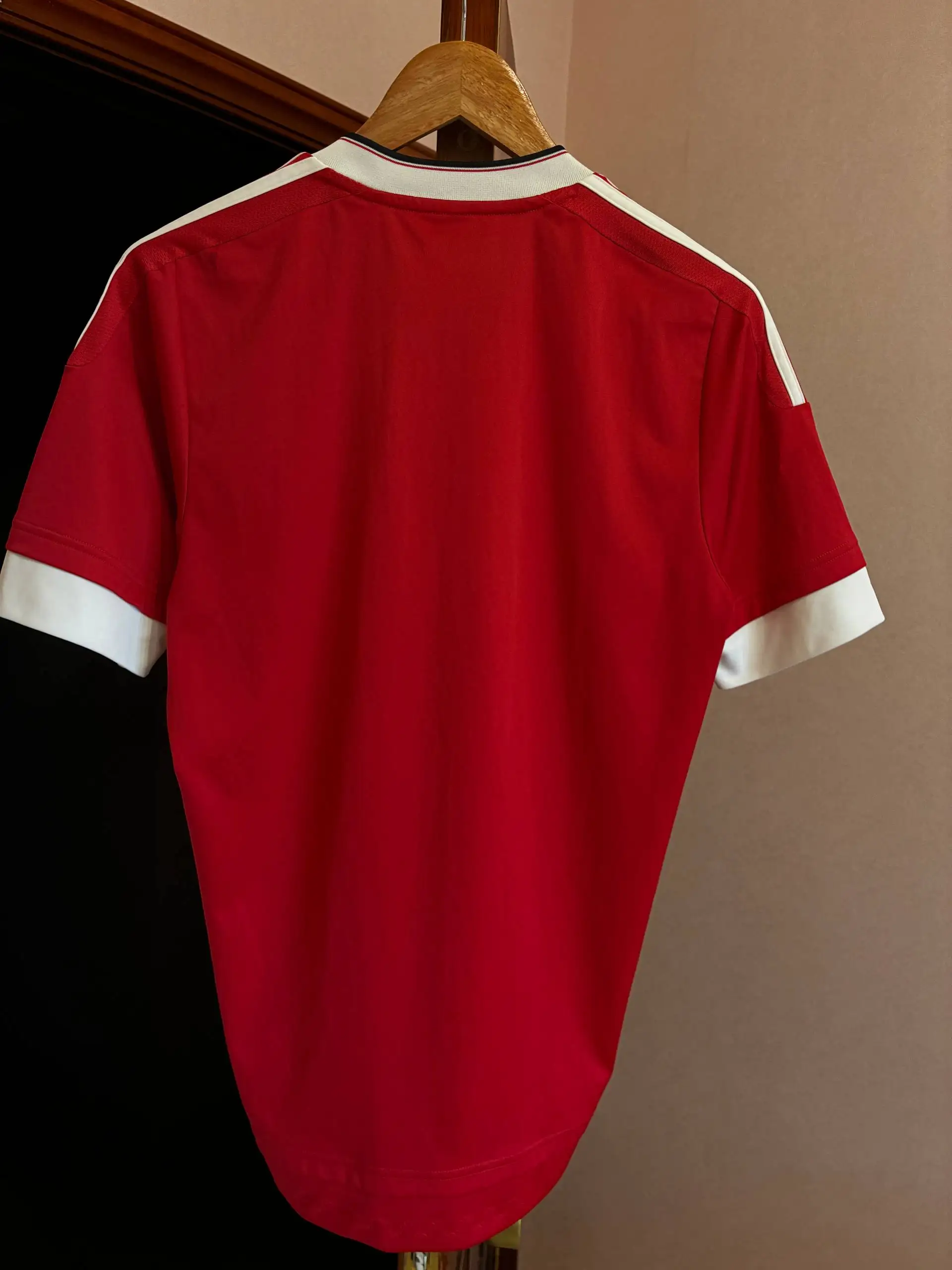 Футболка Манчестер Юнайтед M - Футболки (Одежда) в Екатеринбург