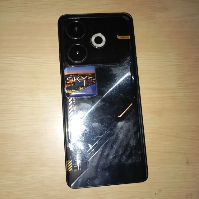 TECNO POVA 6 NEO 256 ГБ б/у - Игры и приставки в Екатеринбург