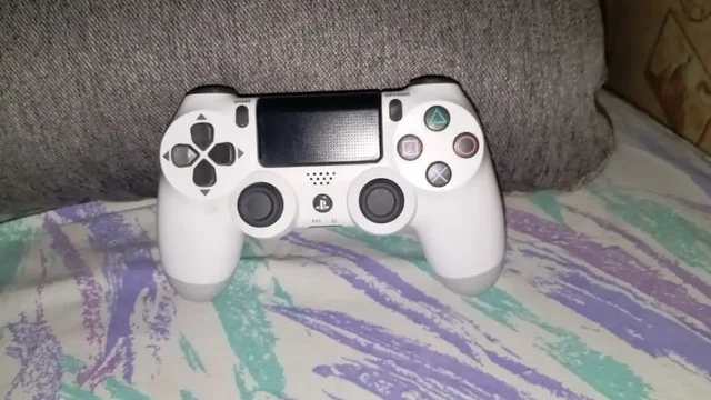 Геймпад Sony PlayStation 4 Wireless Controller - Игры и приставки в Екатеринбург