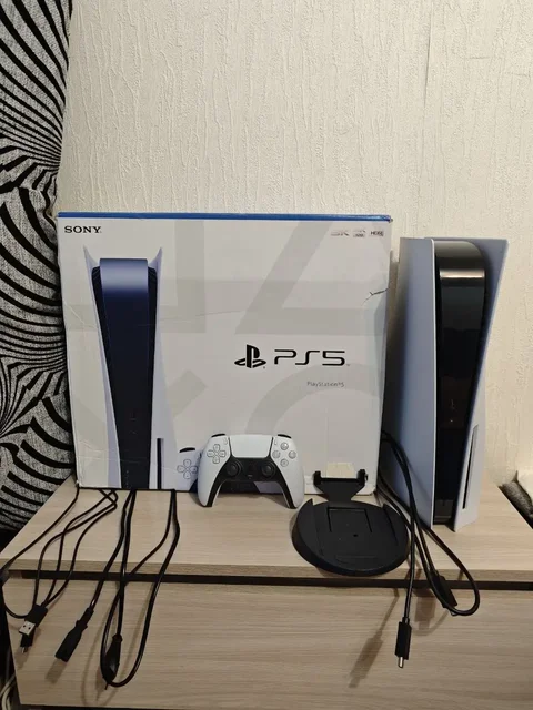 Продаю Playstation 5 - Хобби и отдых в Екатеринбург
