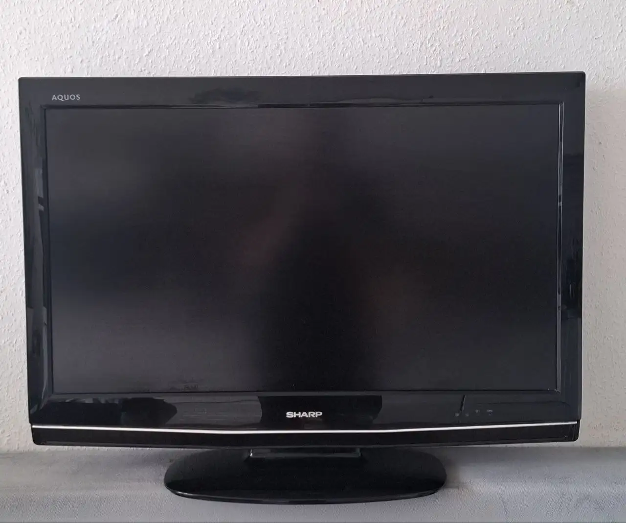 Продам телевизор SHARP LC-32RD8RU-BK 32 дюйма - Телевизоры (Электроника) в Екатеринбург