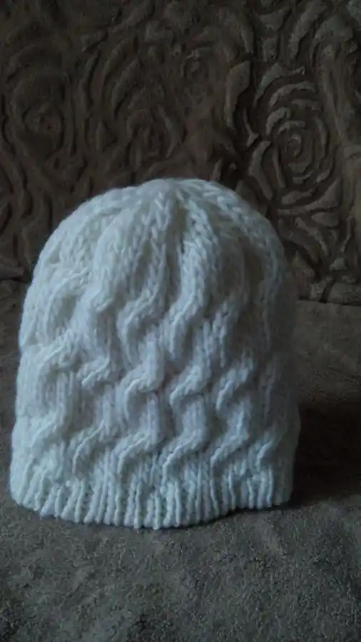 Продам новые шапки крупной вязки - Одежда в Владивосток