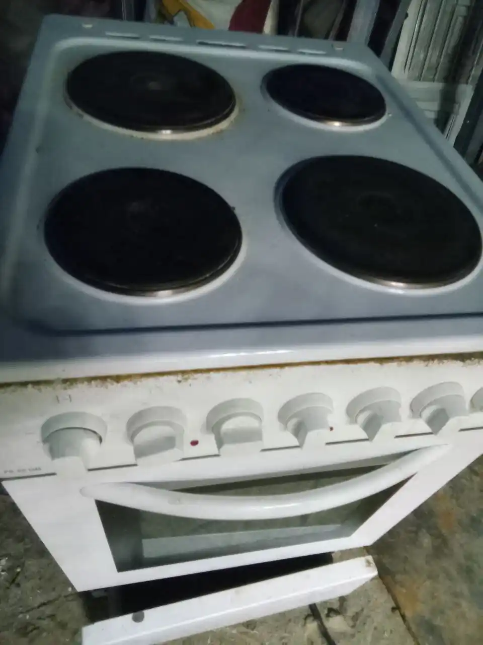 Продам электроплиту