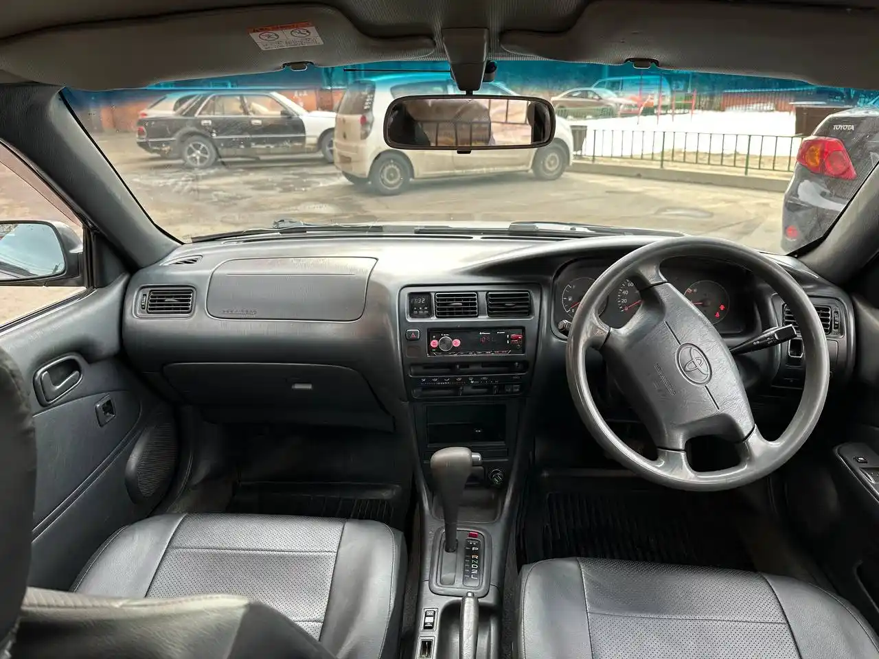 Toyota Corolla 2000г