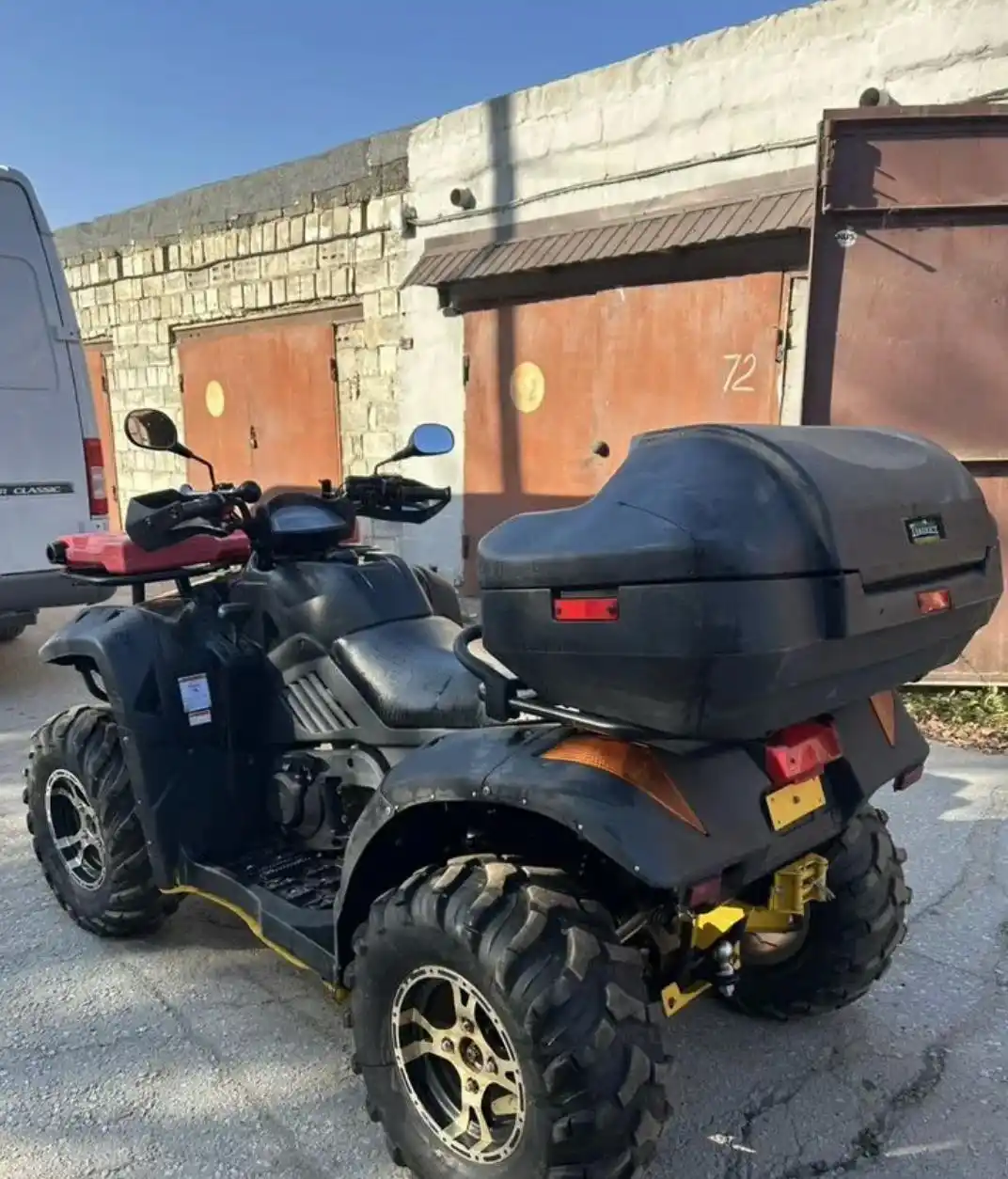 Продам квадроцикл CF Moto Х6 2011 года