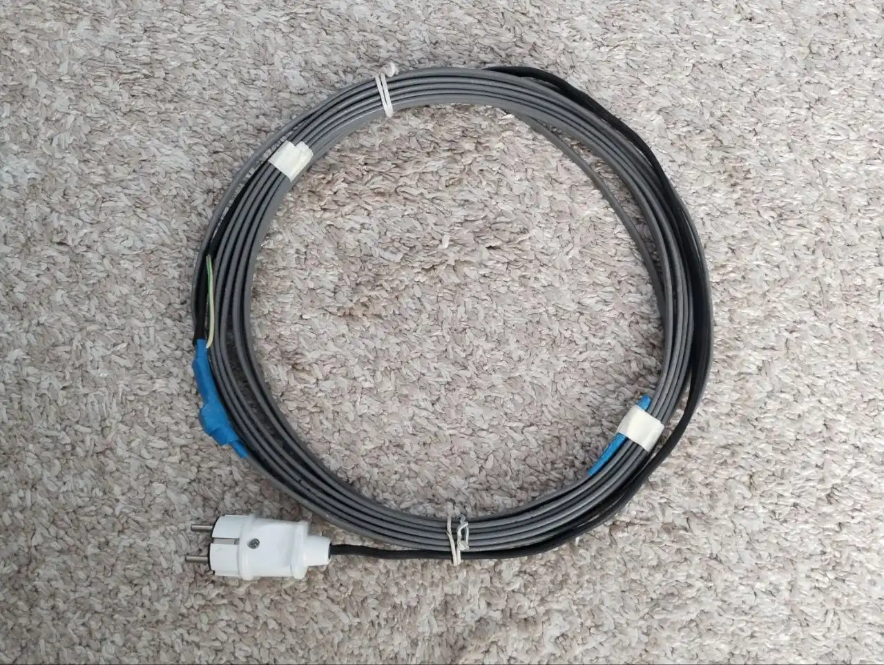 Греющий саморегулирующийся кабель GWS16-2 8 метров с вилкой