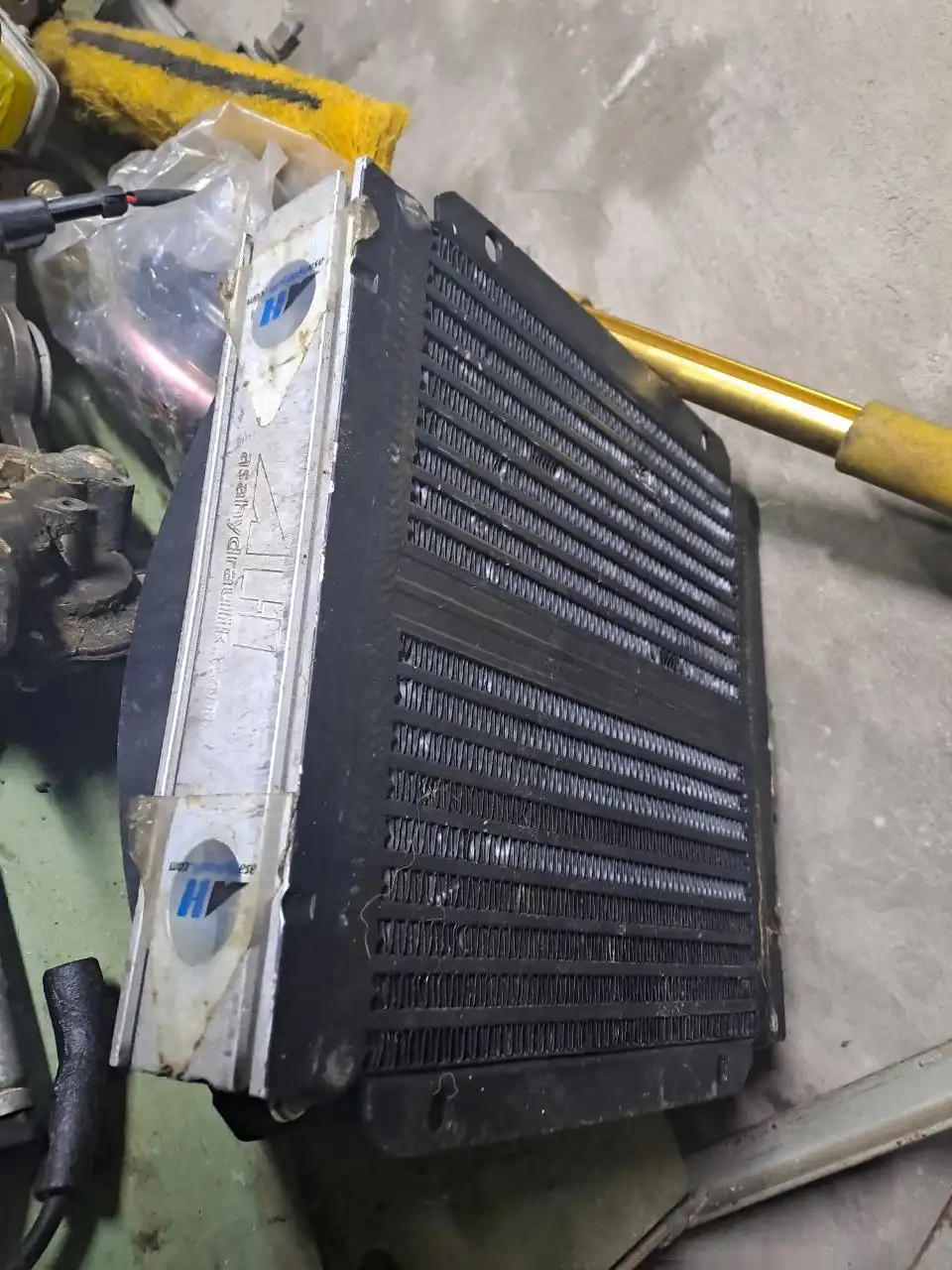 Термосумка, канистры, бокалы, кальян, печка, чехол-массажер