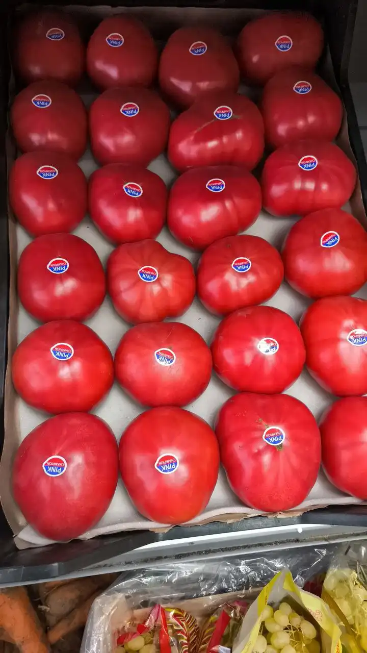 Продажа орехов в Боровском