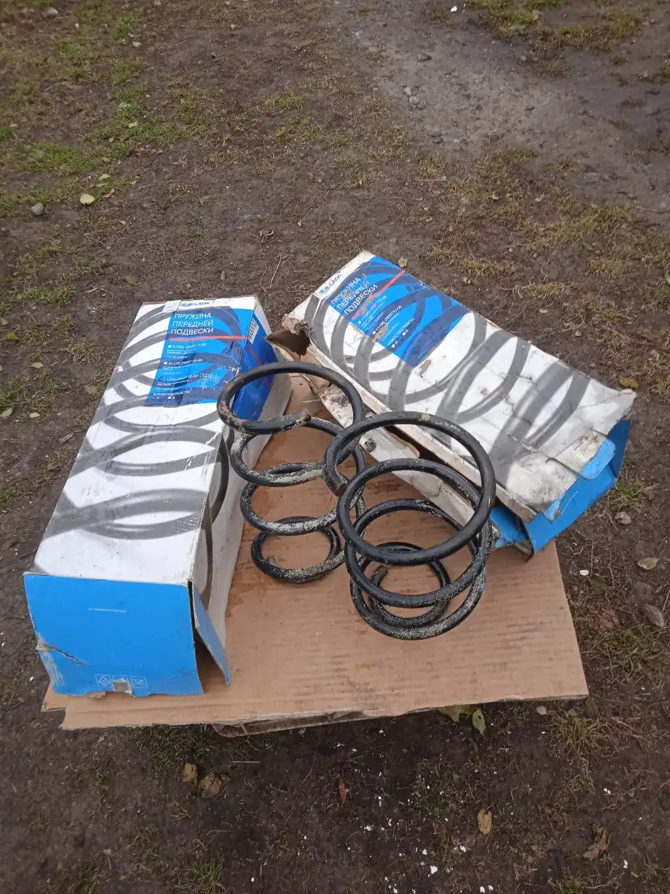 Пружины передней подвески автомобиля Приора