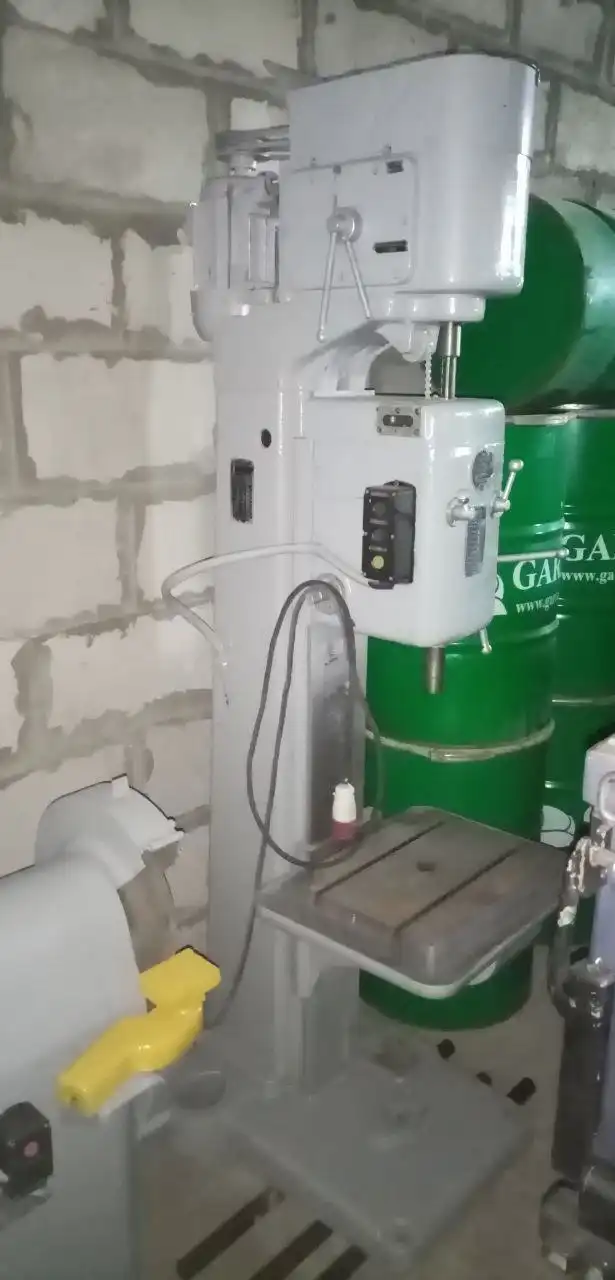 Сверлильный станок 2А125