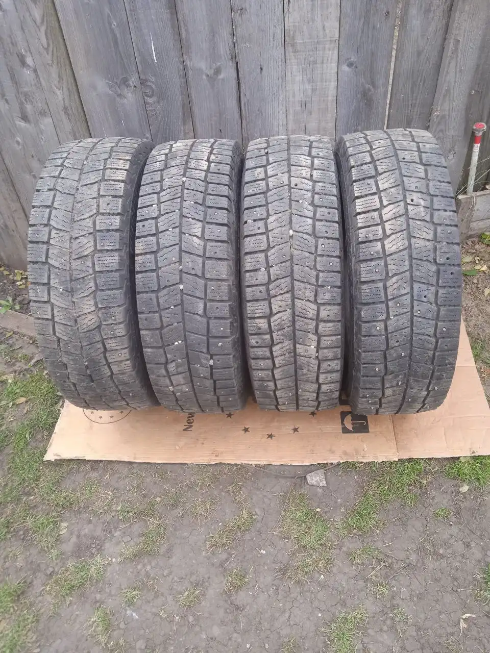 Continental VanContact Ice 205/70 R15 C шины - Шины (Запчасти) в Тюмень