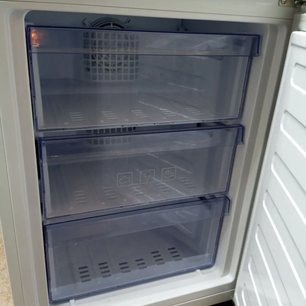 Продам товар в состоянии нового - Барахолка в Тюмень