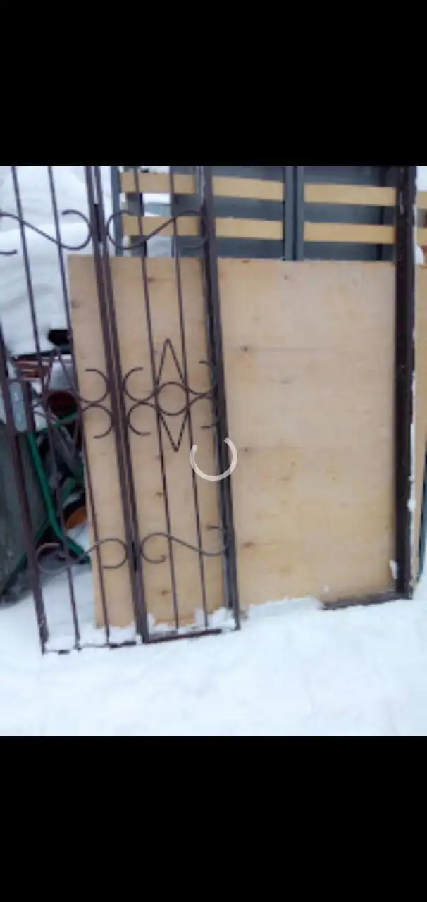 Дверь решетчатая и плинтус керамогранит - Для дома и дачи в Тюмень