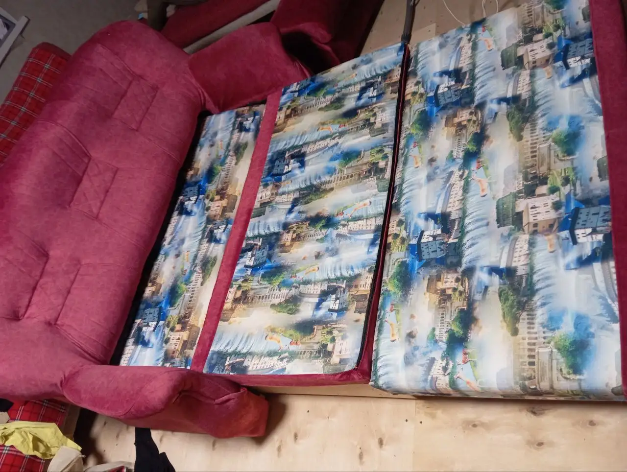 Продажа двух раскладных диванов в хорошем состоянии - Мебель (Для дома и дачи) в Тюмень