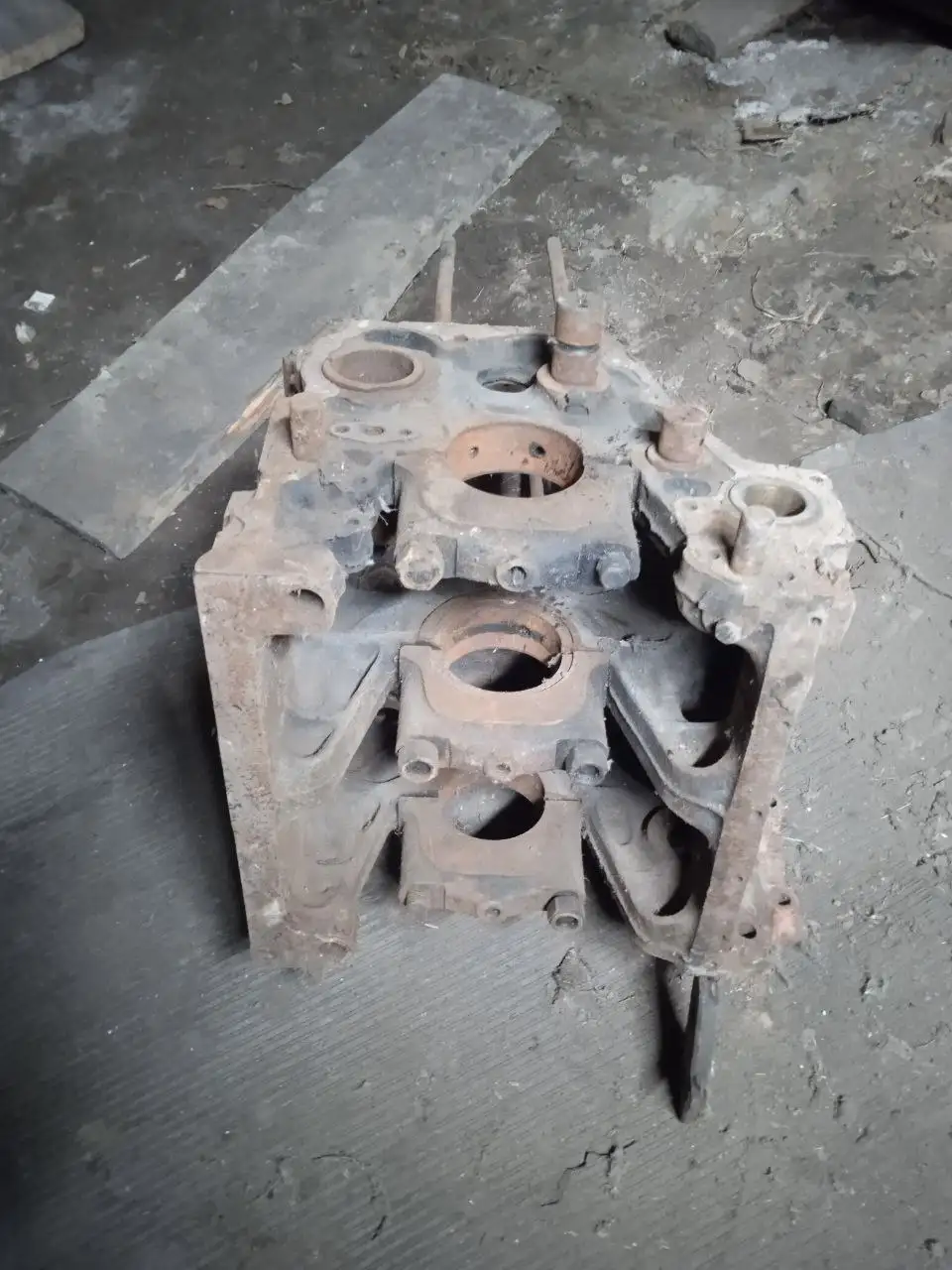 Продажа блока от трактора Т-25/Т-16 и двигателя Д-21 б/у - Запчасти для сельхозтехники (Запчасти) в Ялуторовский район