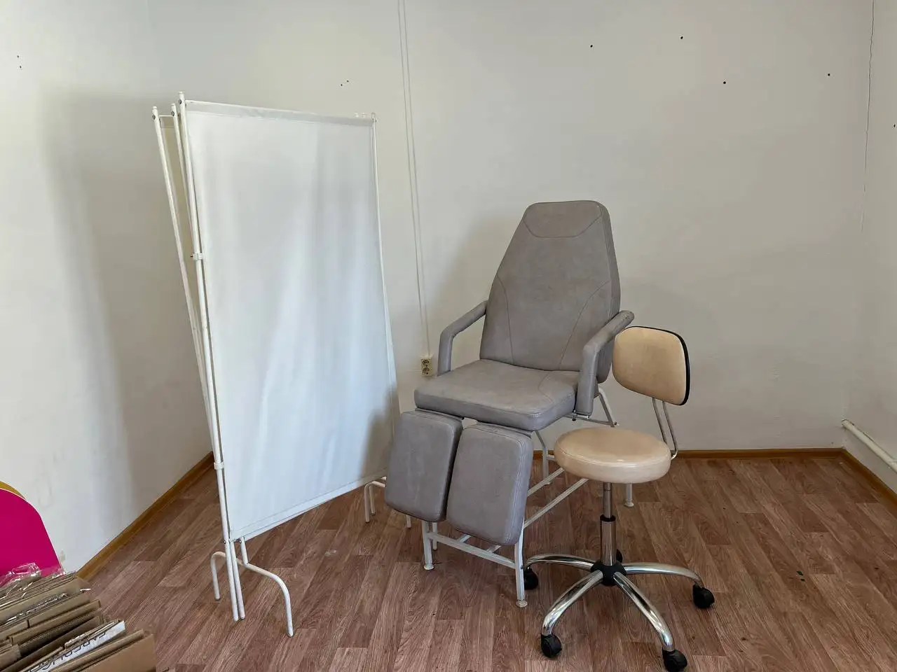 Продам кресло, ширму и стул - Мебель (Барахолка) в Тюмень