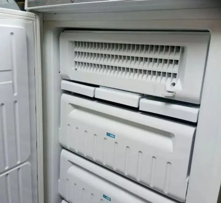 Продам морозильную камеру Стинол с системой No Frost - Для дома и дачи в Тюмень