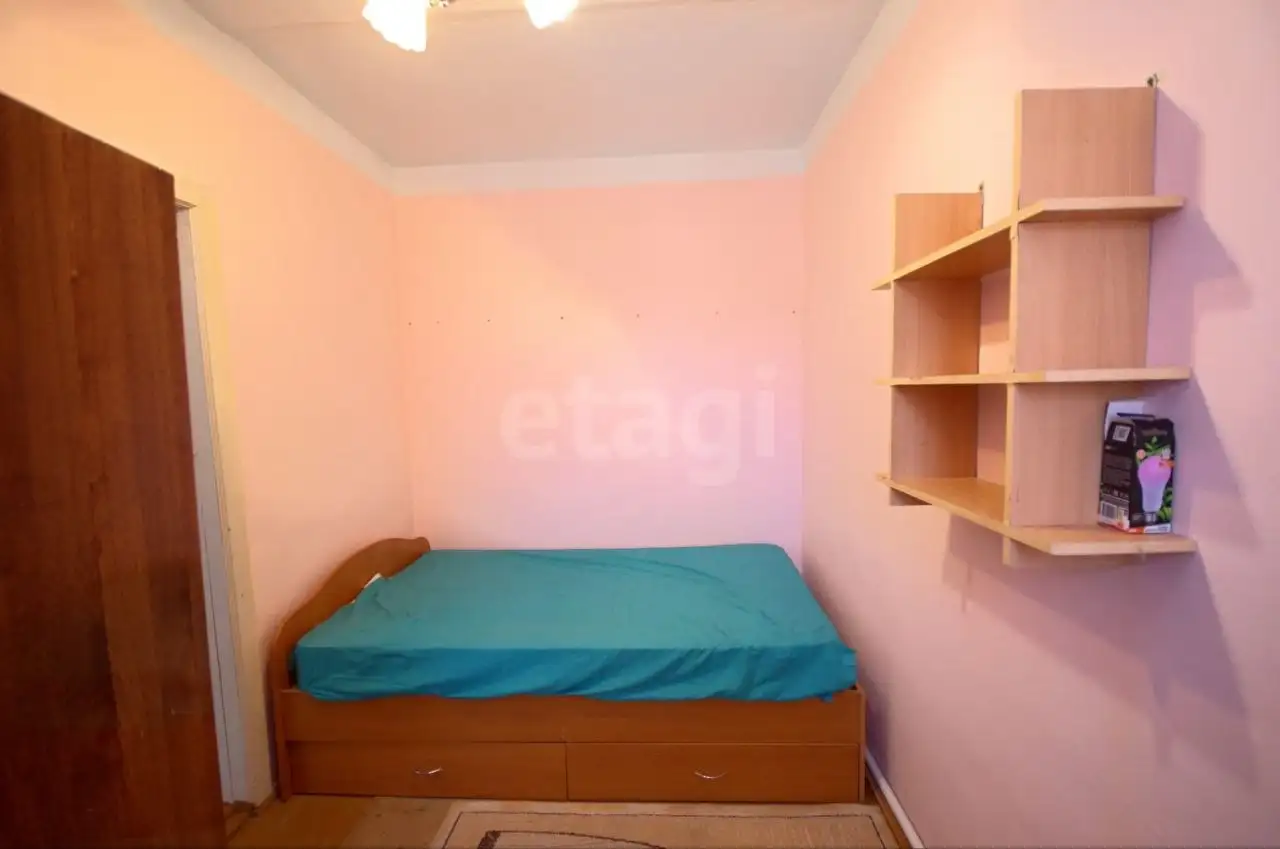 Двухкомнатная квартира 39,1 м² в Заводоуковске с участком и баней - Квартиры (Недвижимость) в Заводоуковск