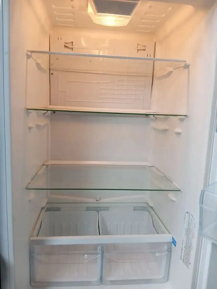 Продам рабочий хороший холодильник - Бытовая техника (Для дома и дачи) в Тюмень