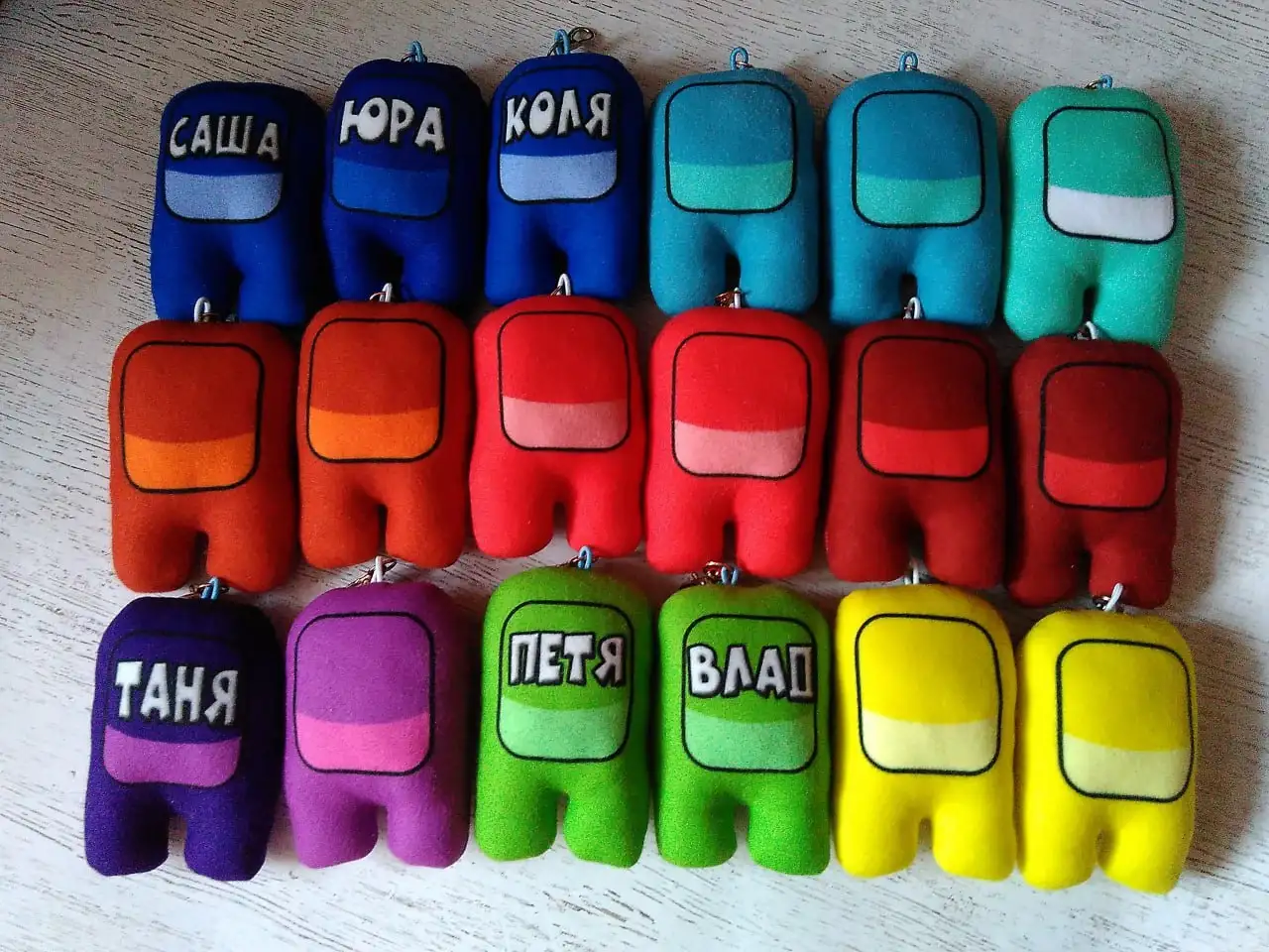 Ручные мягкие игрушки и брелки к праздникам - Рукоделие и хендмейд (Хобби и отдых) в Тюмень