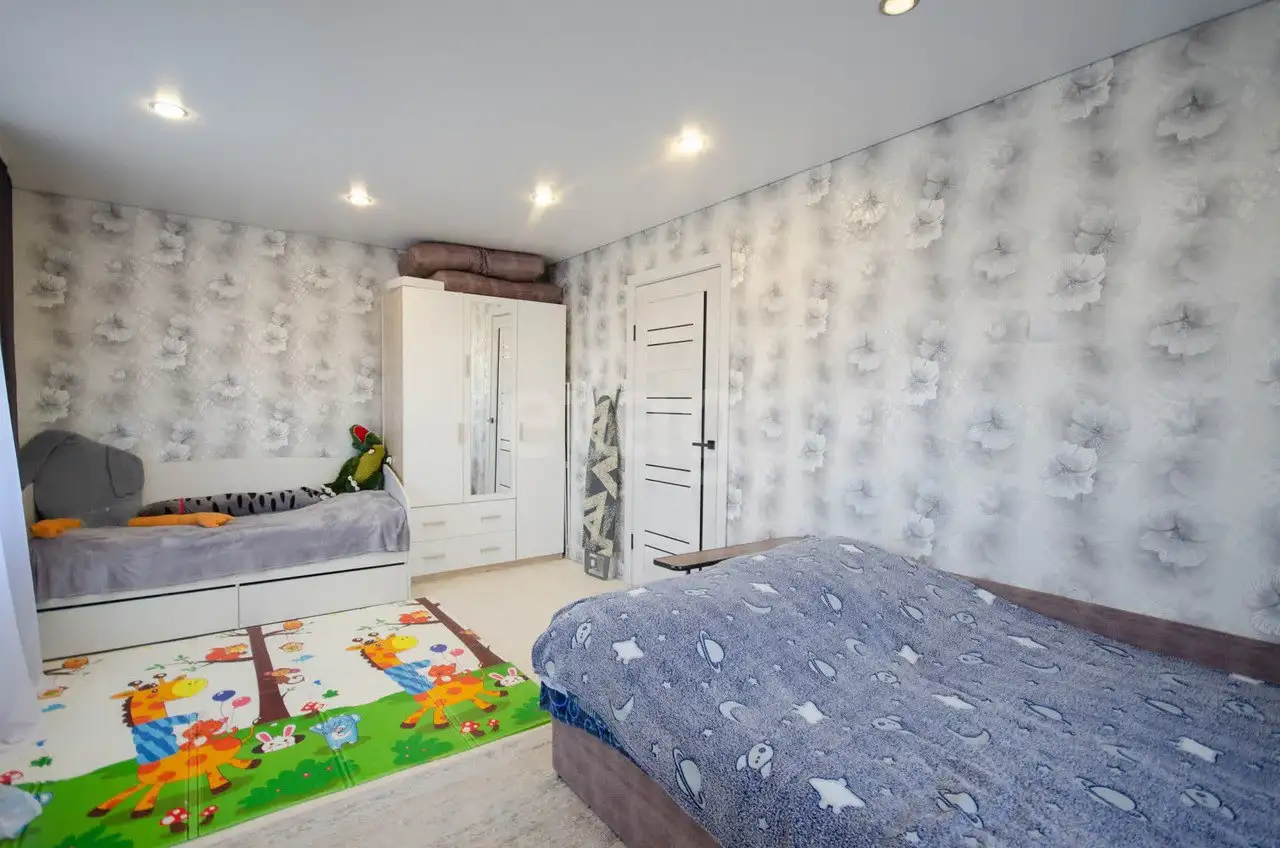 Продажа трехкомнатной квартиры 80м² с ремонтом - Квартиры (Недвижимость) в Тюмень