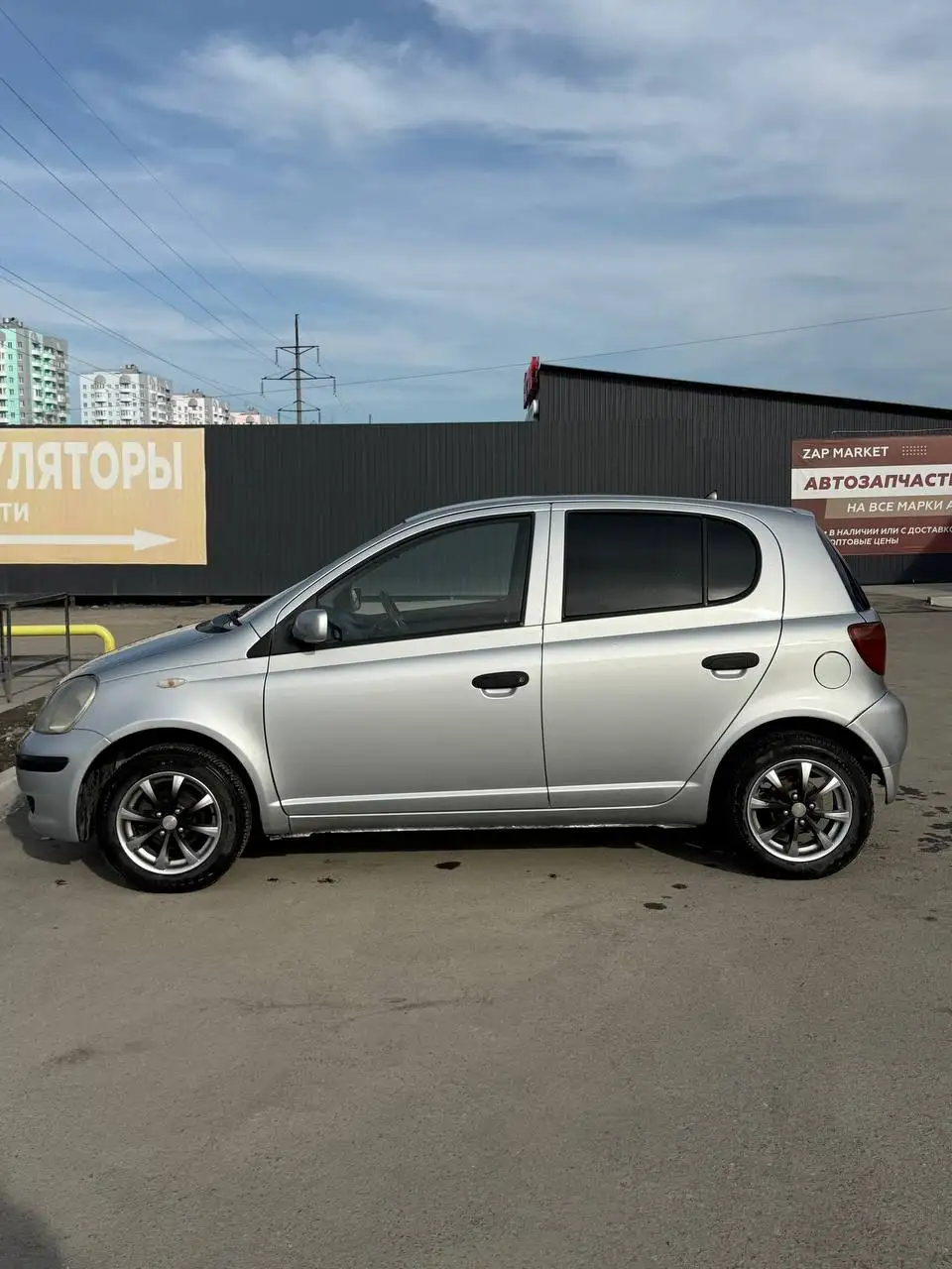 Toyota Vitz 2003 года в Тюмени - Легковые автомобили (Авто) в Тюмень
