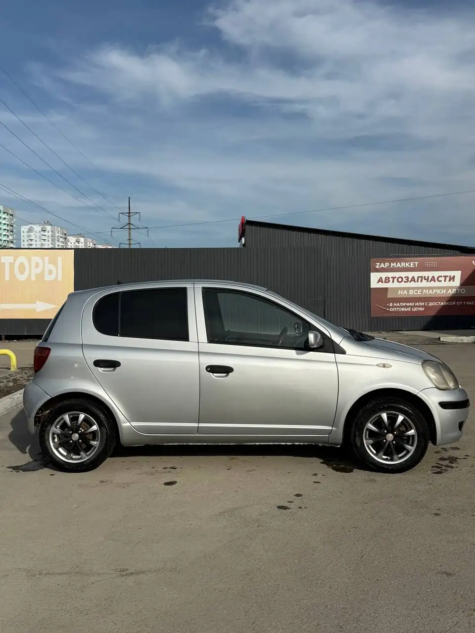 Toyota Vitz 2003 года в Тюмени - Легковые автомобили (Авто) в Тюмень
