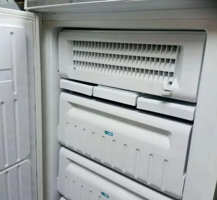 Продам морозильную камеру система ноу фрост - Бытовая техника (Для дома и дачи) в Тюмень