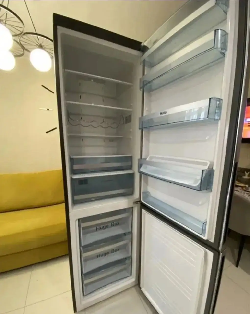 Продам 2х метровую мебель - Барахолка в Тюмень