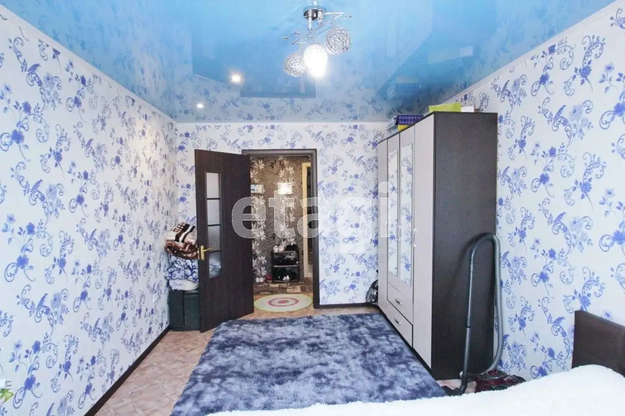 Светлая трёхкомнатная квартира в кирпичном доме - Квартиры (Недвижимость) в Тюмень