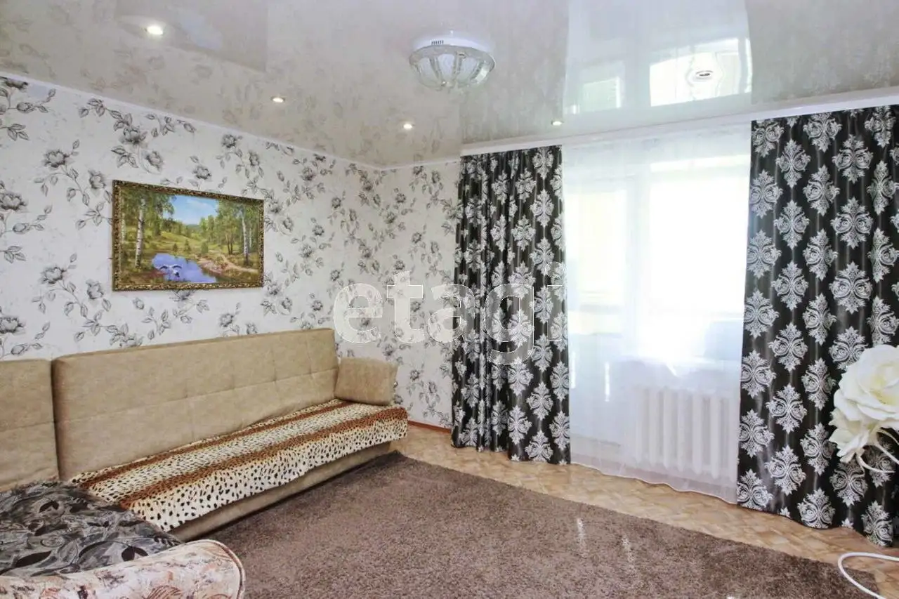 Светлая трёхкомнатная квартира в кирпичном доме - Квартиры (Недвижимость) в Тюмень