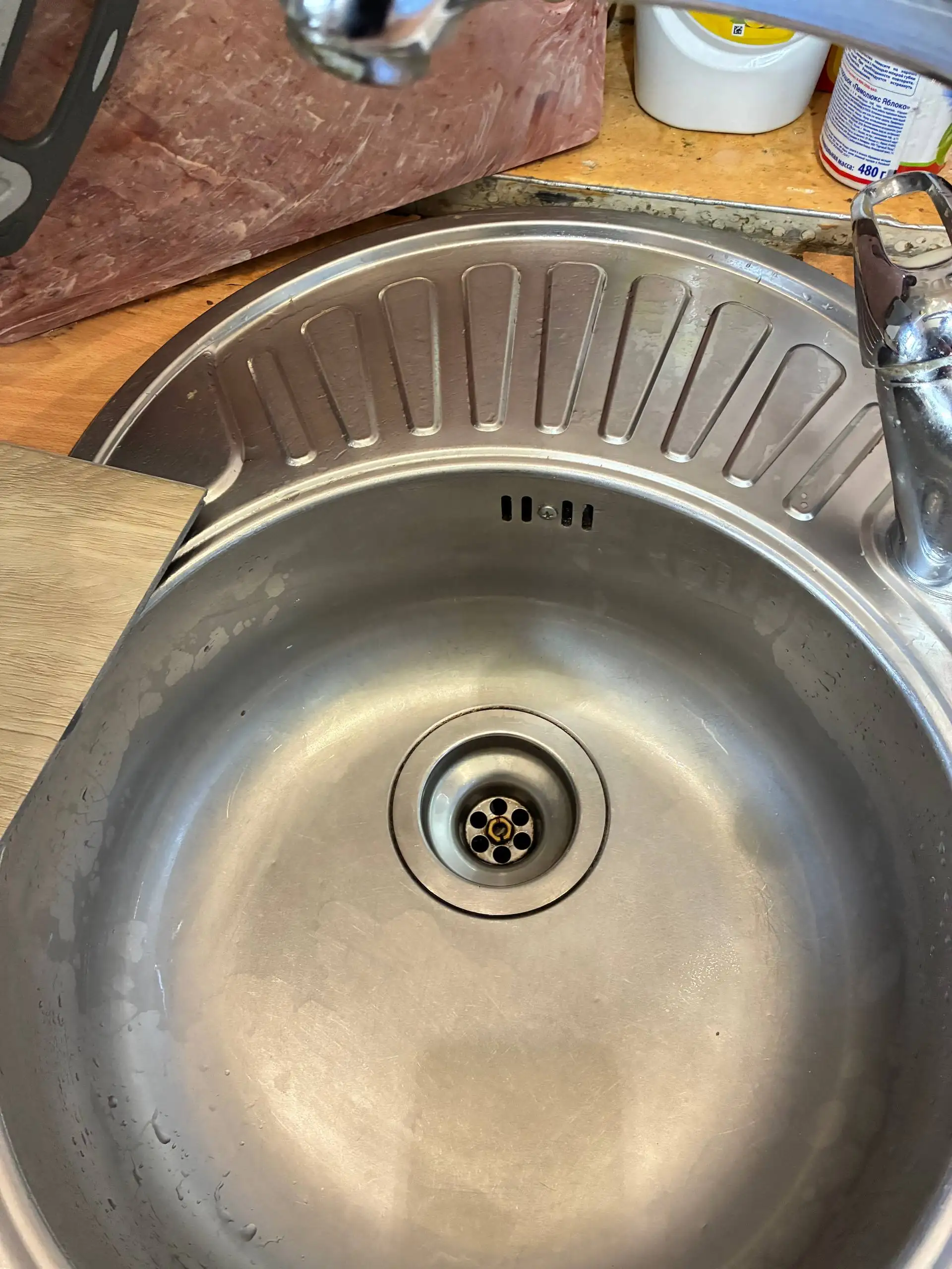 Продажа люстры, крана и раковины - Сантехника и освещение (Для дома и дачи) в Тюмень