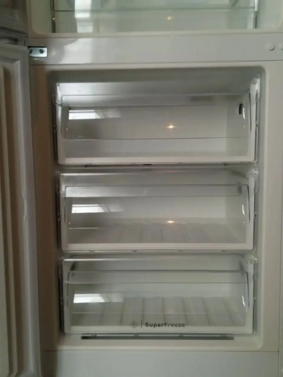 Продам холодильник Indesit 2 метра - Крупная бытовая техника (Электроника) в Тюмень