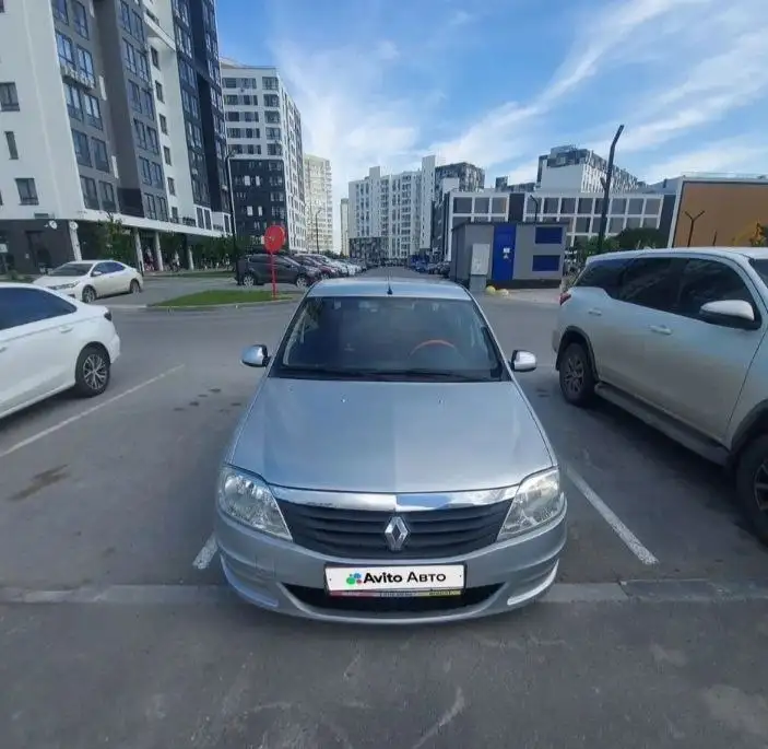 Продам Рено Логан 2013 - Легковые автомобили (Авто) в Тюмень