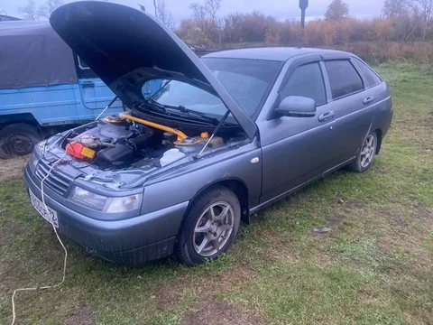 Куплю ВАЗ 2110-2115 Приора - Volkswagen в Тюмень