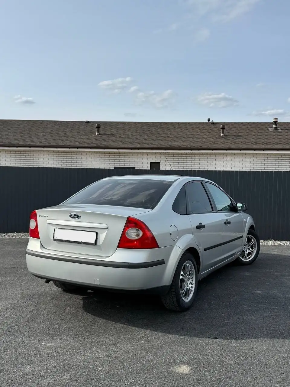 Ford Focus 1.4 MT 2006 - продажа - Легковые автомобили (Авто) в Тюмень