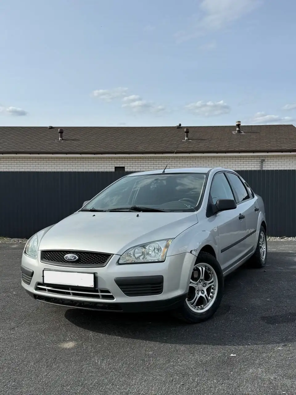 Ford Focus 1.4 MT 2006 - продажа - Легковые автомобили (Авто) в Тюмень