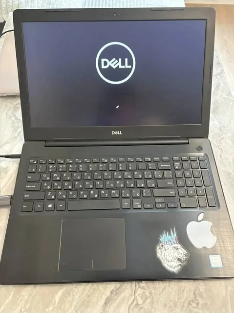 Ноутбук DELL INSPIRON 5570 б/у - Гаджеты в Люберцы