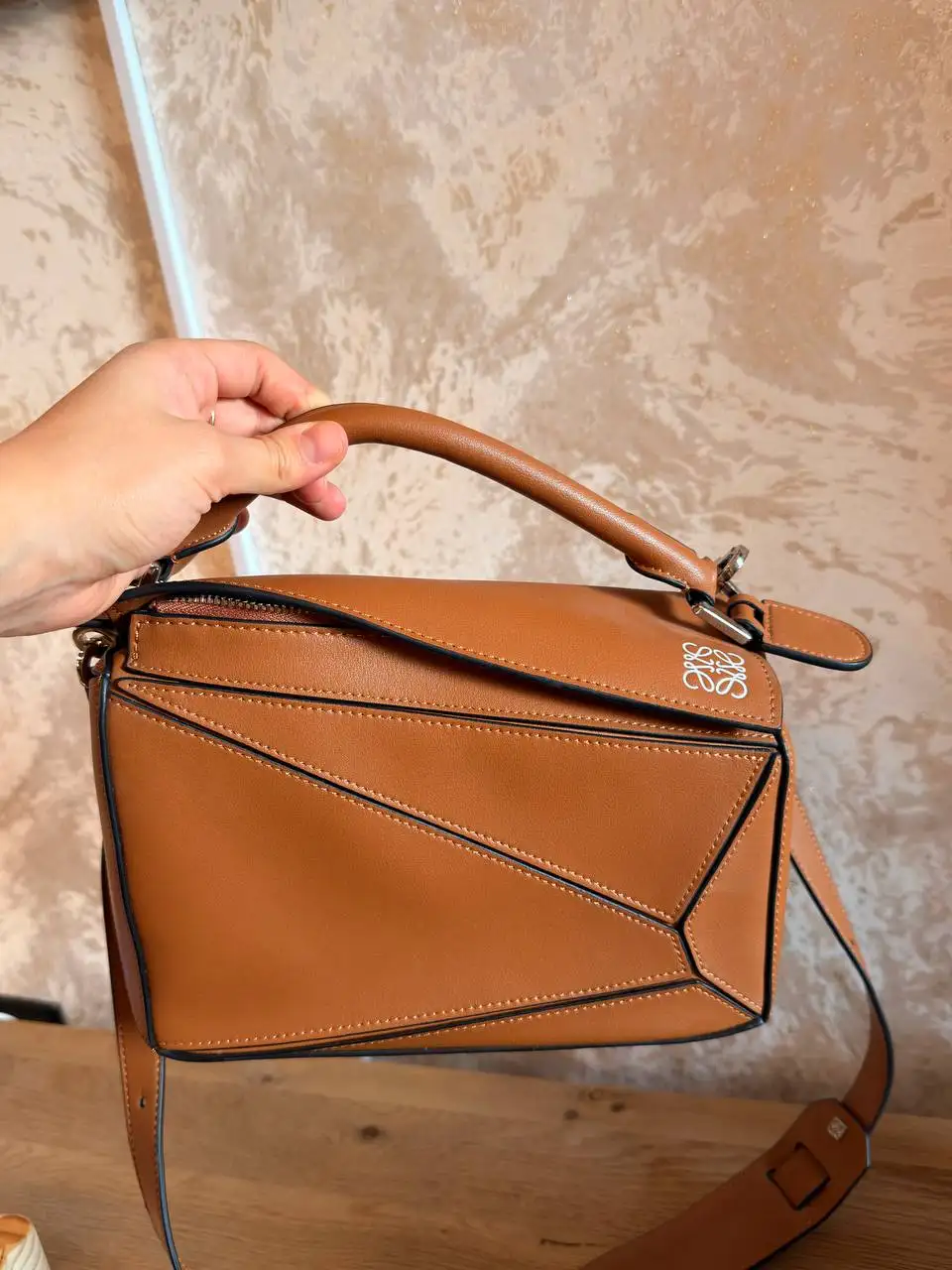Сумки Coach и Loewe - Сумки (Одежда) в Люберцы