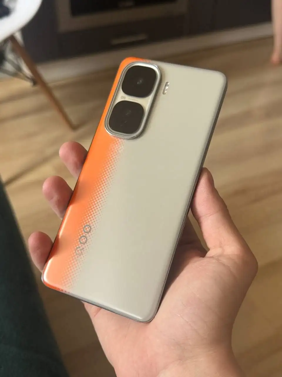 Iqoo Neo 10 Pro 12/256 - Мобильные телефоны (Электроника) в Люберцы