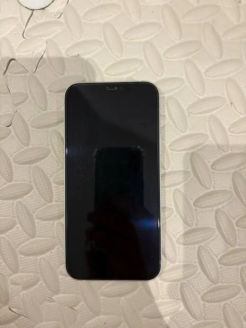 iPhone 12 128GB с защитным стеклом и чехлом - Электроника в Люберцы