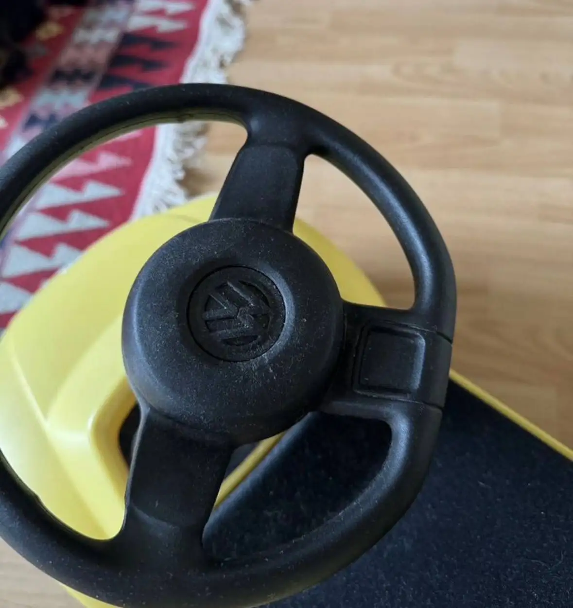 Детский автомобиль Volkswagen Kids Beetle Yellow - Транспорт для детей (Товары для детей) в Москва