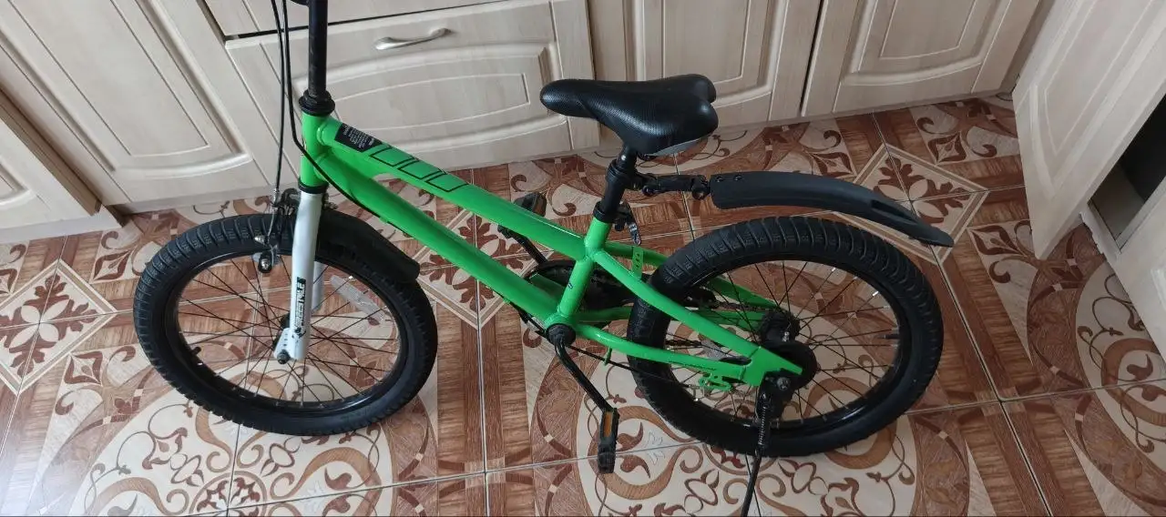 Продам детский велосипед 18 дюймов - Велосипеды (Хобби и отдых) в Люберцы