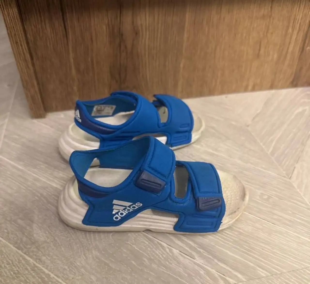Сандали adidas 14,5 см стелька - Обувь (Одежда) в Люберцы