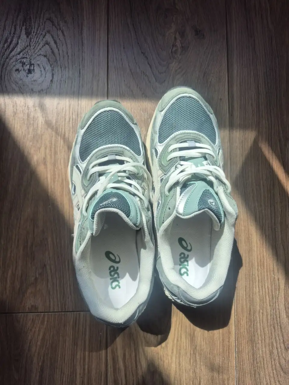 Продам кроссовки Asics реплика 44 размера - Обувь (Одежда) в Люберцы
