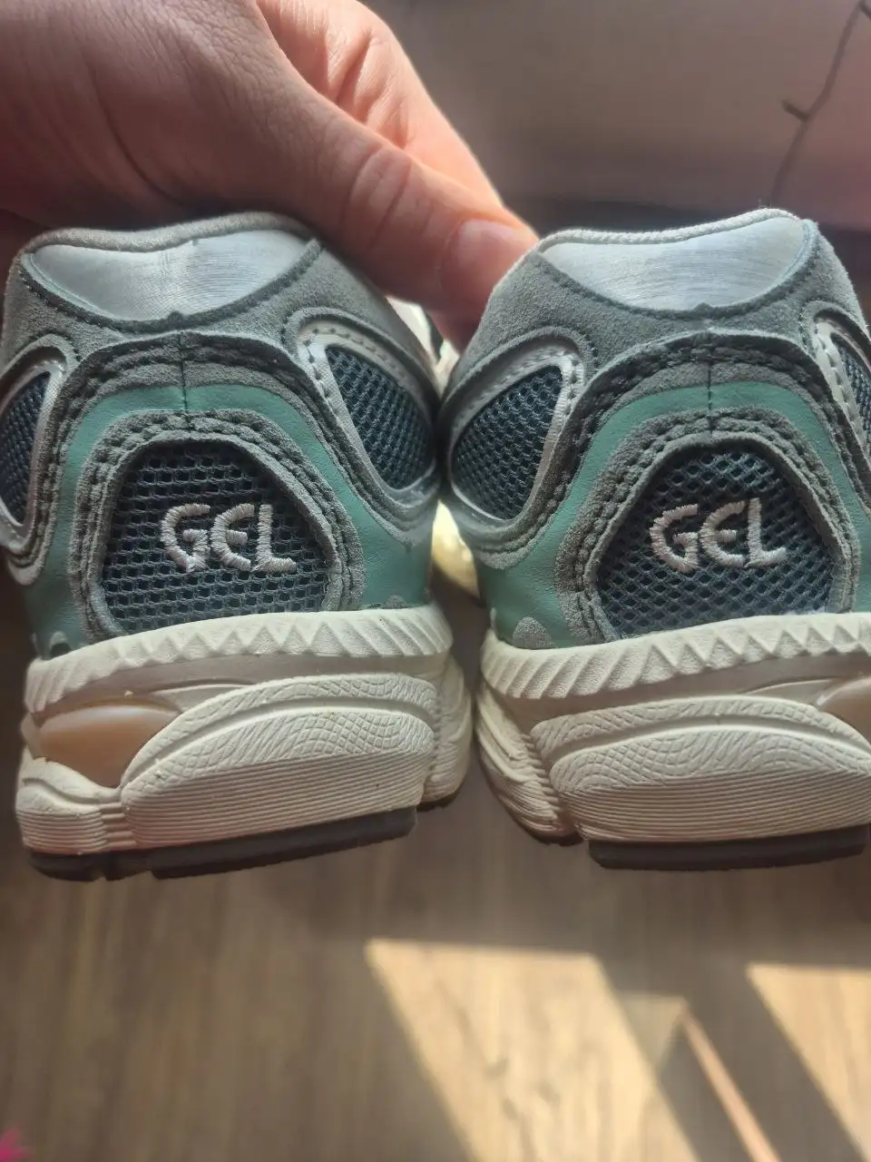 Продам кроссовки Asics реплика 44 размера - Обувь (Одежда) в Люберцы