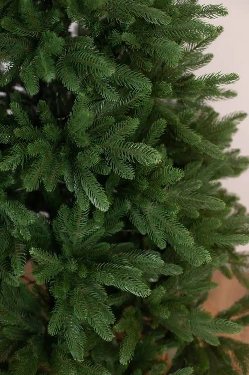 Продажа литых ёлок