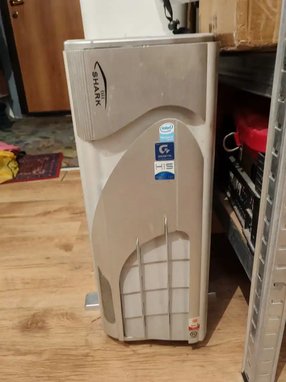 Корпуса бывшие игровые